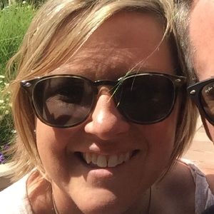 Meet your Posher, Lucia